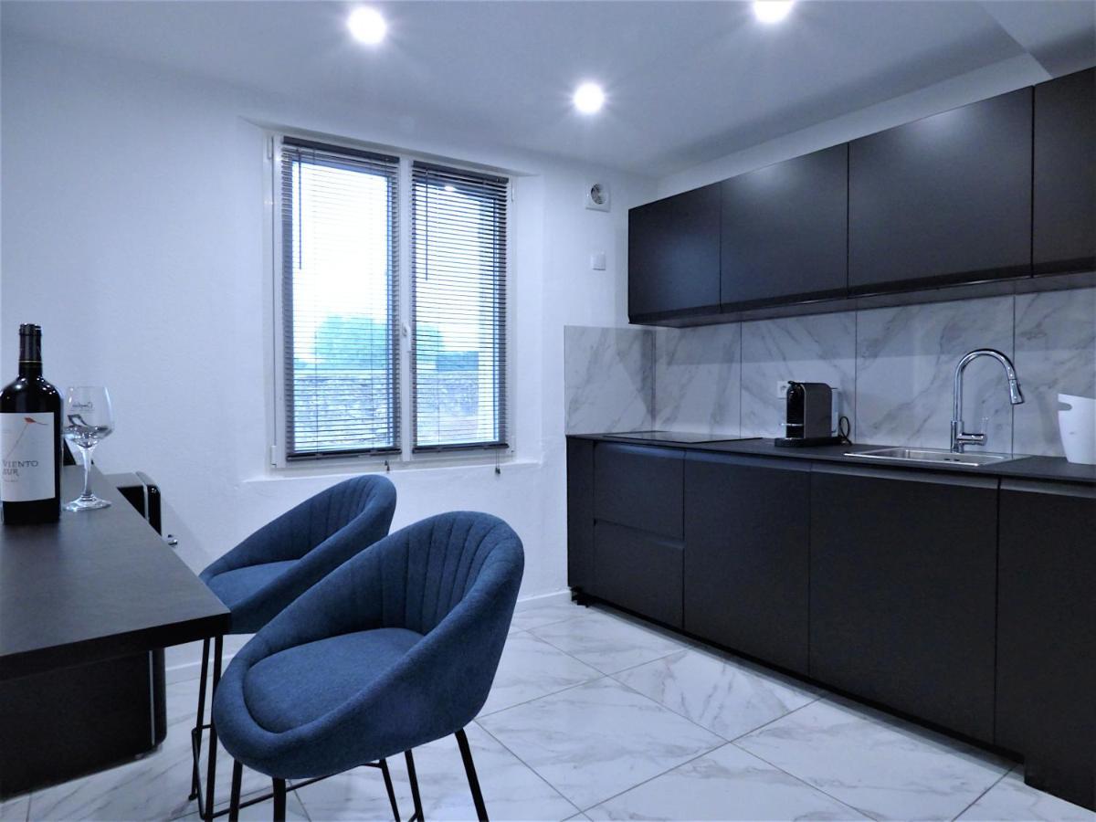 La Suite - Loft Spa Tavernes Exterior foto